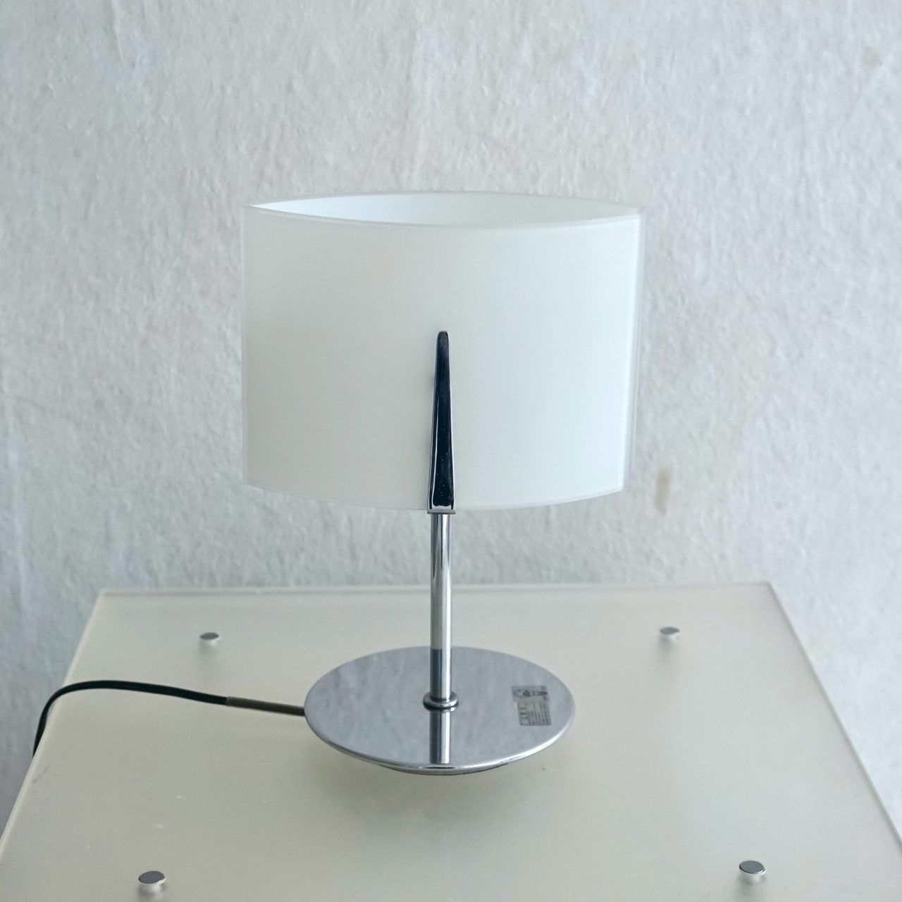 IDC テーブルランプ IDC 大塚家具 重圧感あるテーブルランプ 2台