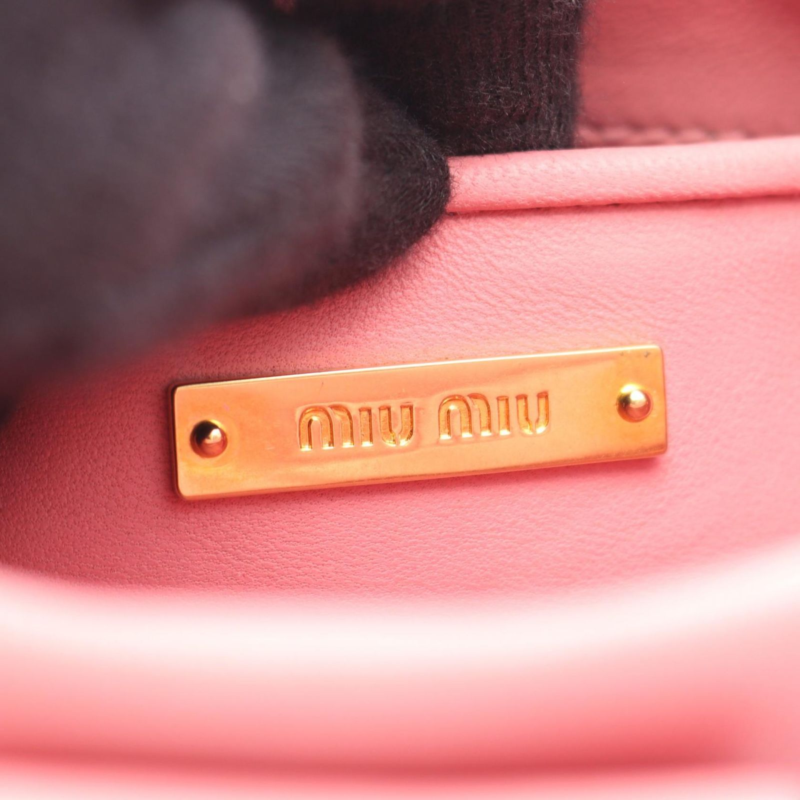 ミュウ ミュウ Miu Miu ハンドバッグ MATELASSE マテラッセ