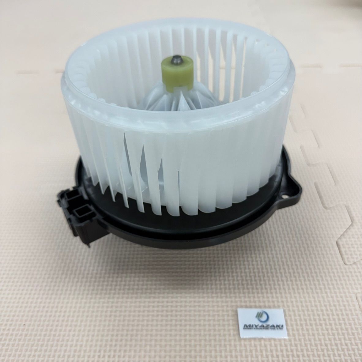 DENSO ブロアモータ 116340-1960 新品未使用 ブロアモーター トヨタ セラ エアコン デンソー ブロアモーター⁄116340-6180⁄87104-1090---電装品専門店太田美品通商