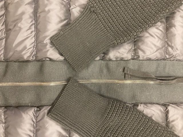 美品 MONCLER モンクレール マグリオントリコカーディガン ダウン