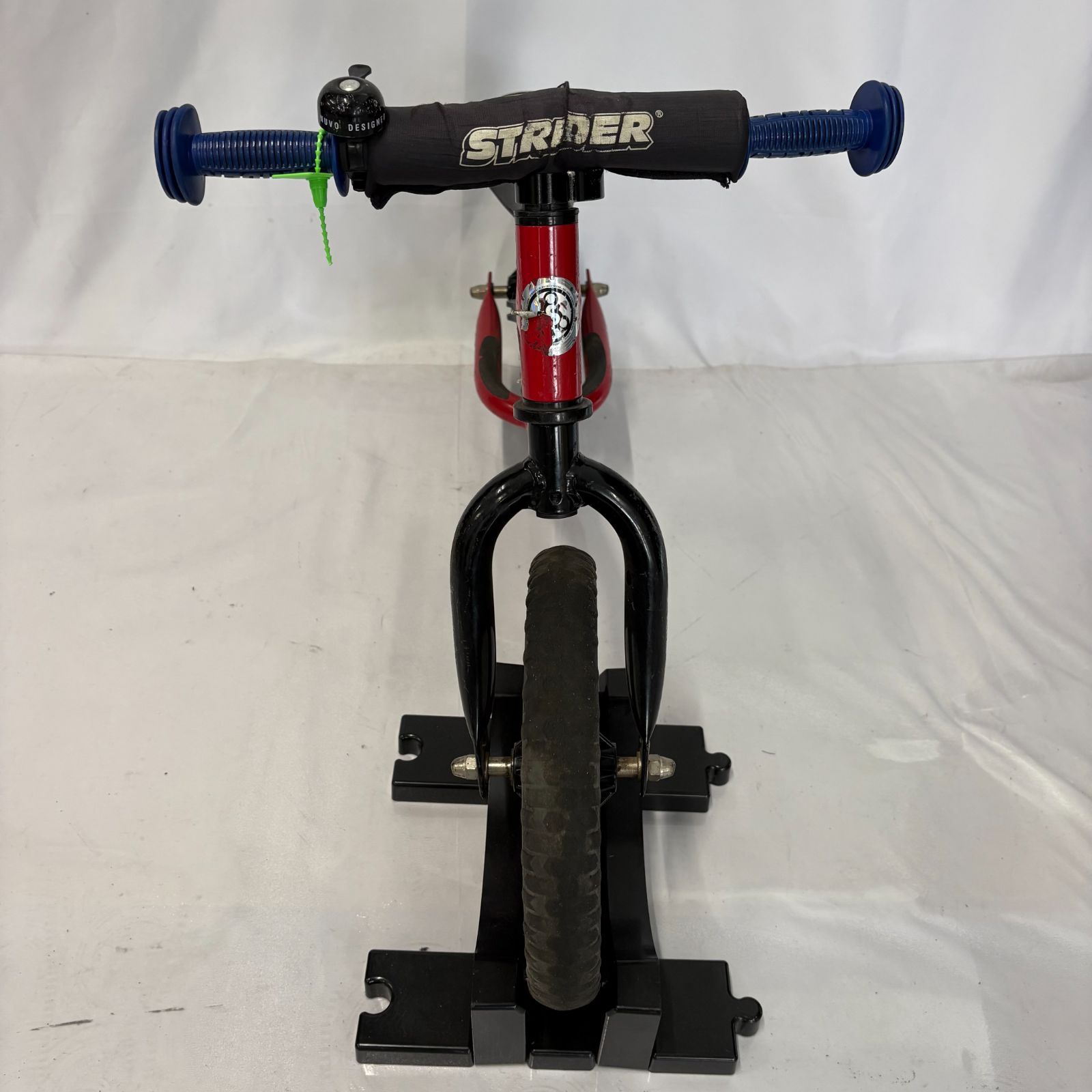 大人気カラー STRIDER ストライダー スポーツモデル レッド 赤