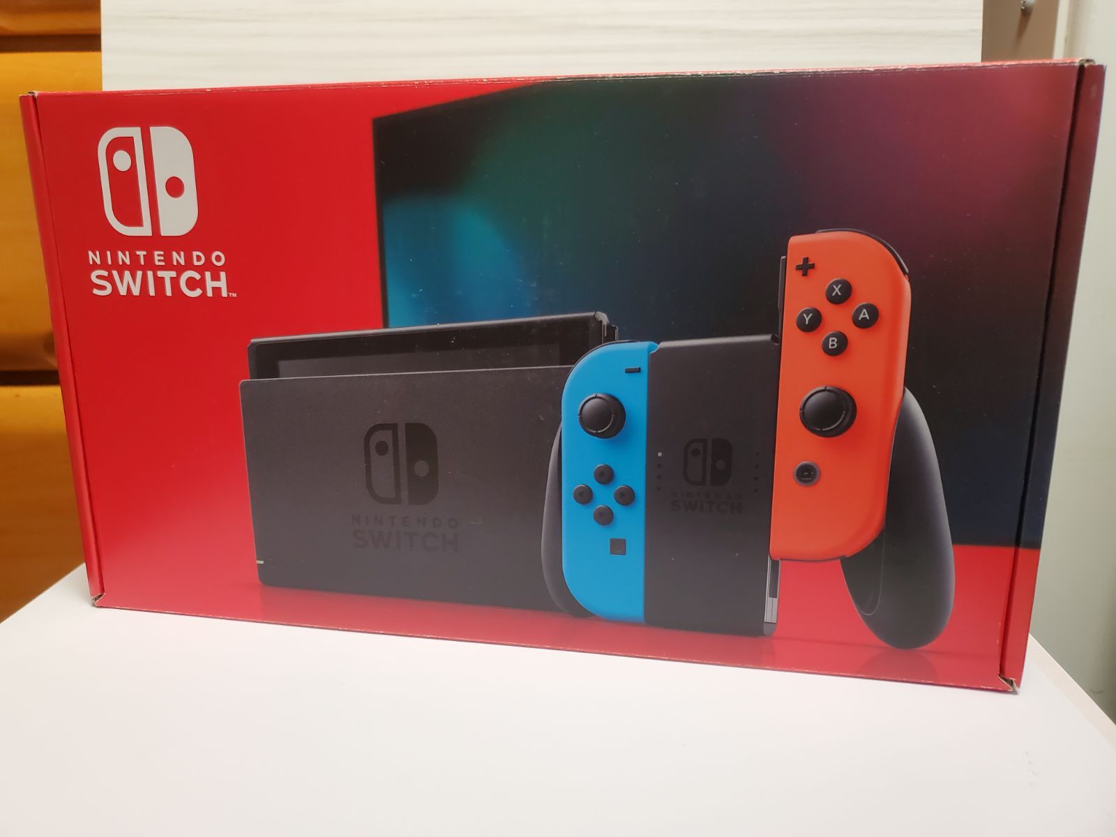【しゅんしゅん】Nintendo Switch 限定赤箱 Nintendo Switch 【ラッピング可】【即日発送】【新品 箱不良