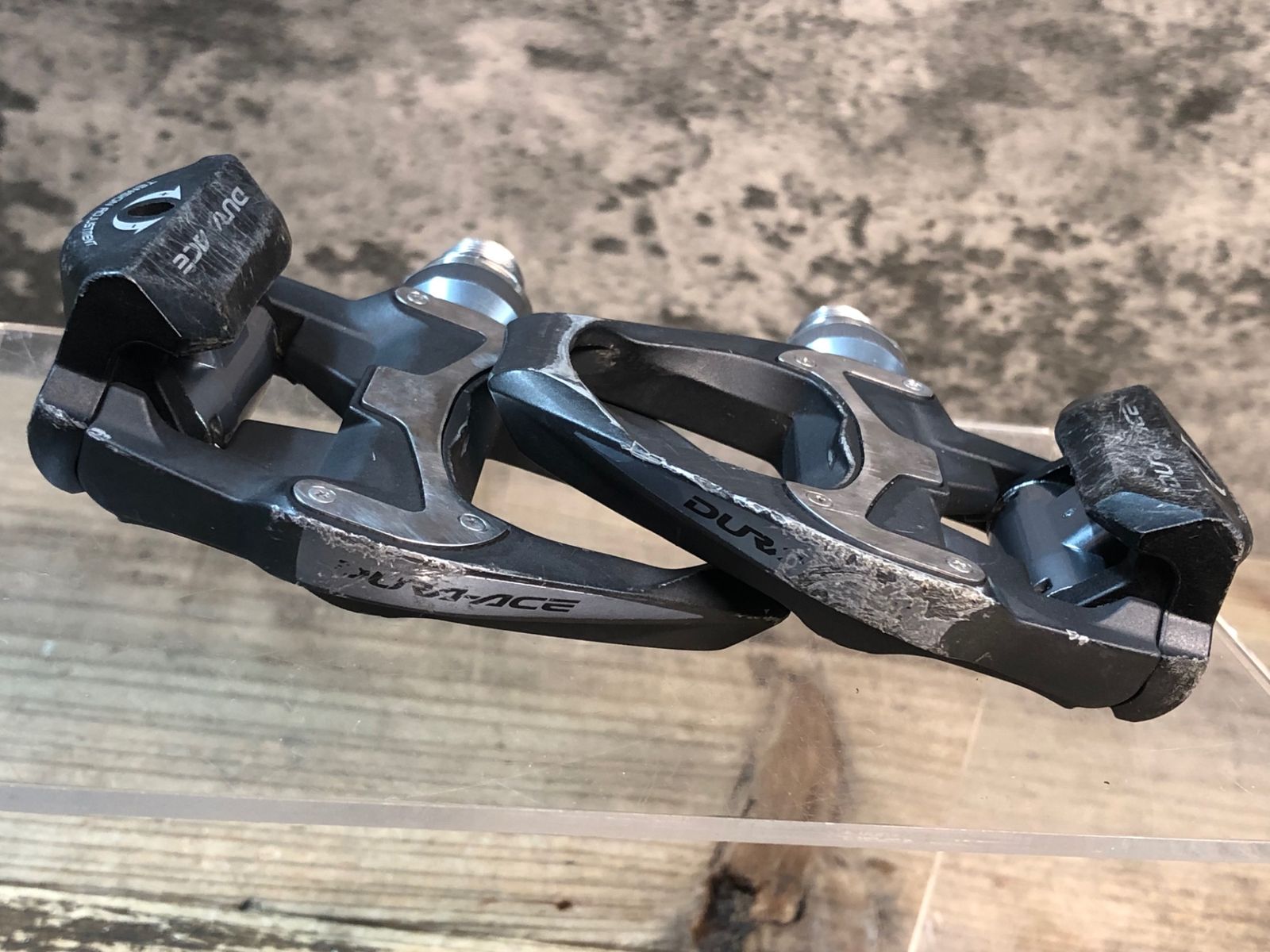 DURA-ACE
