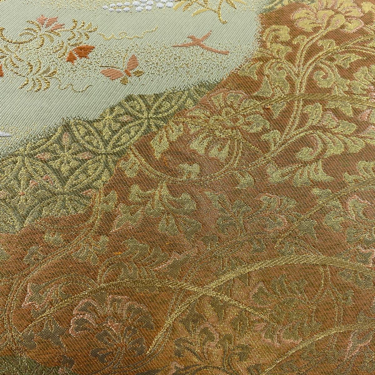袋帯 秀品 服部織物 落款 花唐草 七宝 金糸 箔 抹茶色 六通 正絹
