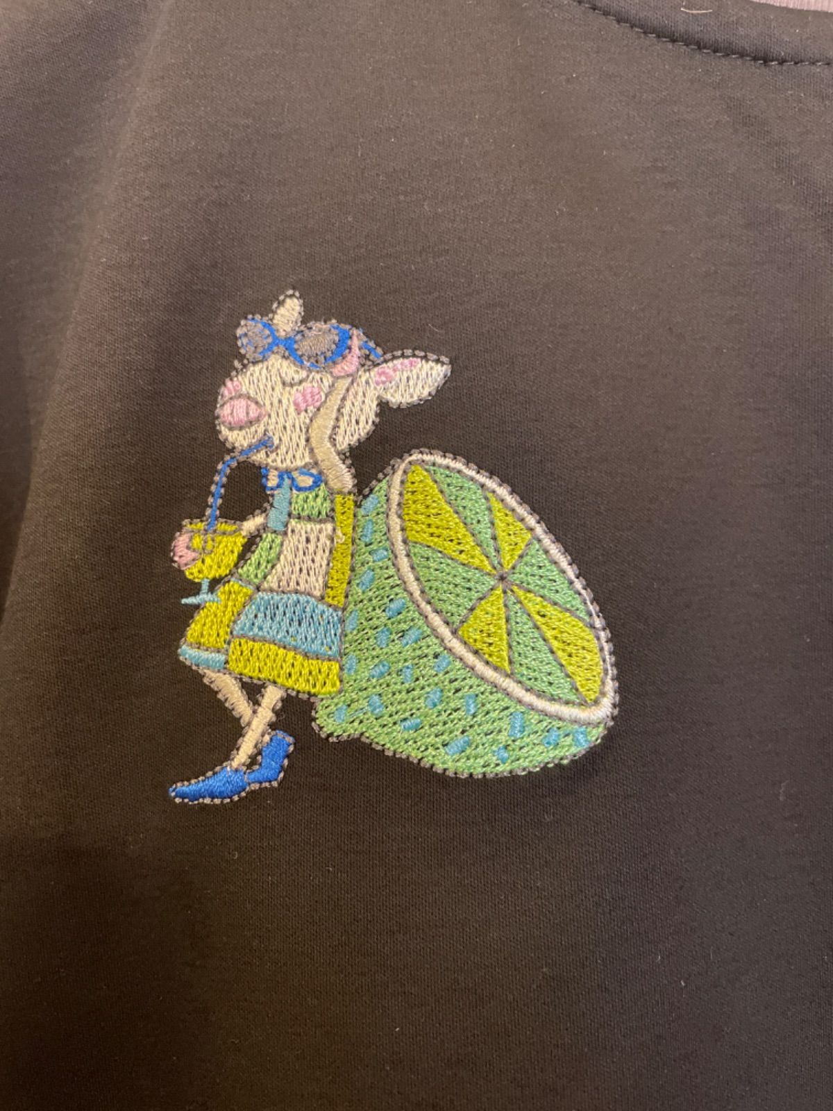 アルベロベロのティシャツ