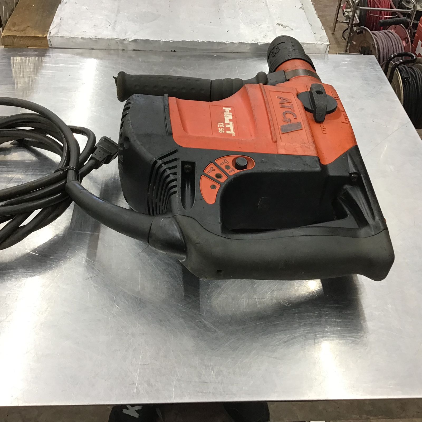 〇ヒルティ(HILTI) ハンマドリル TE56-ATC【所沢店】 - メルカリ