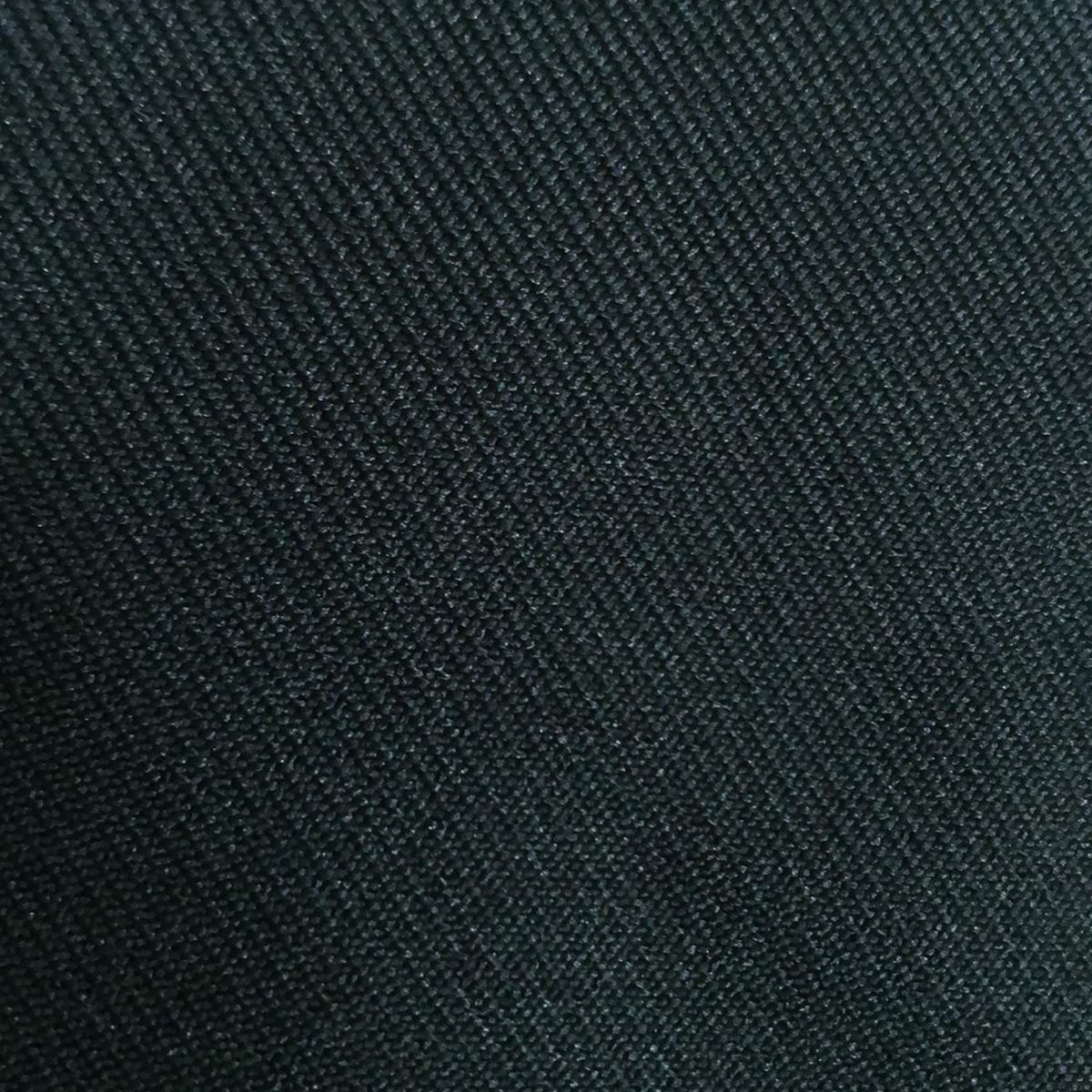 ダークグリーン