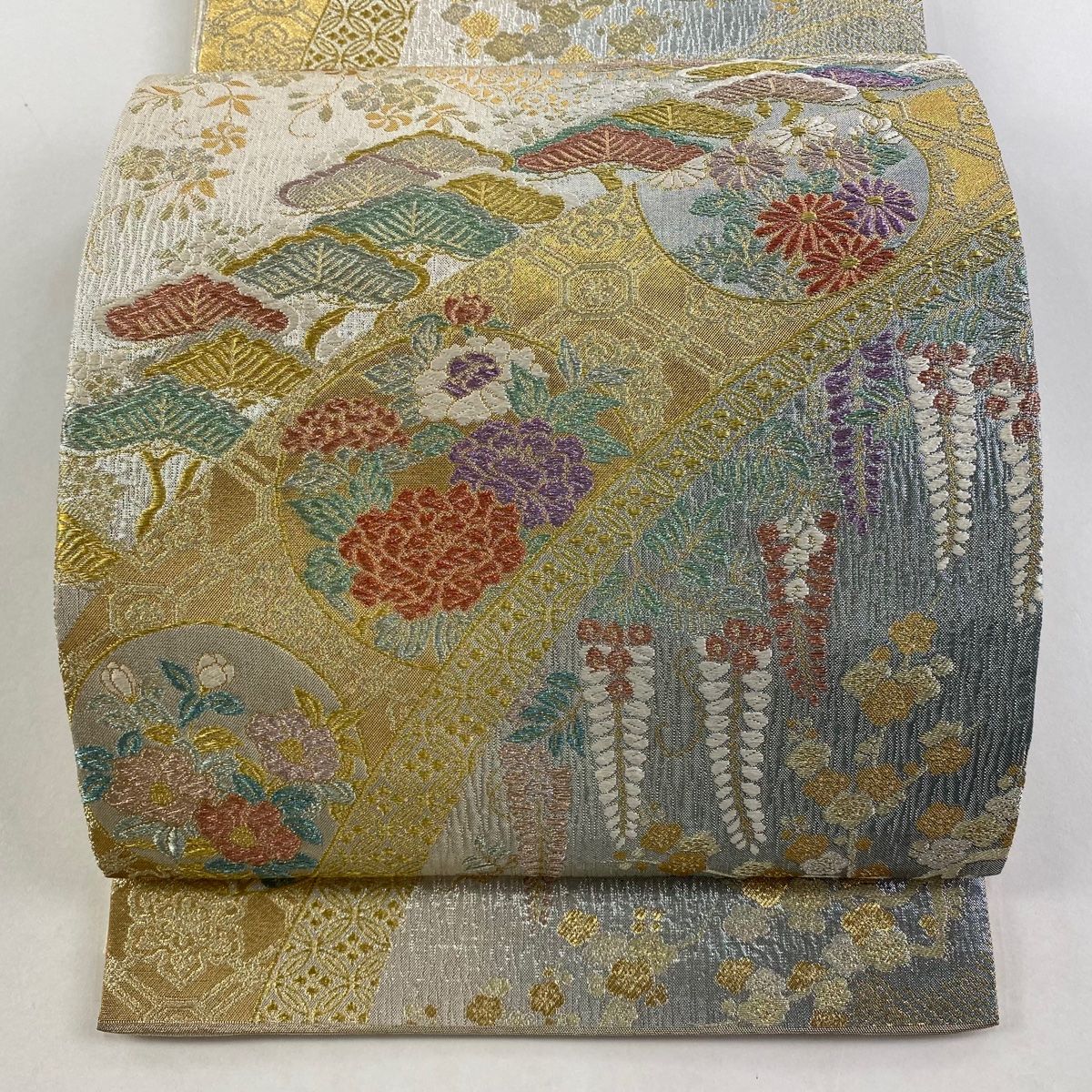 袋帯 秀品 関西仕立て 松 草花 金銀糸 箔 金色 六通 正絹