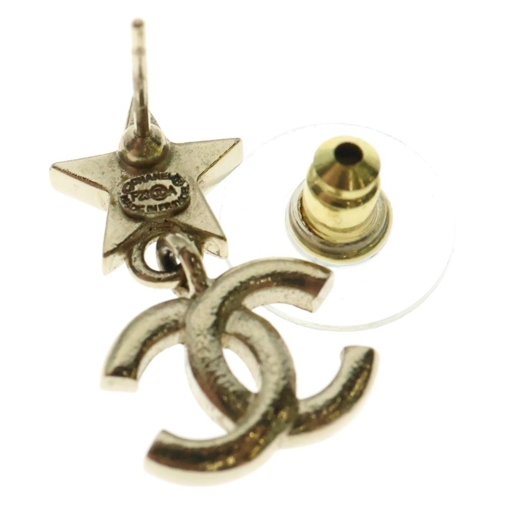 ラインストーンスターピアス