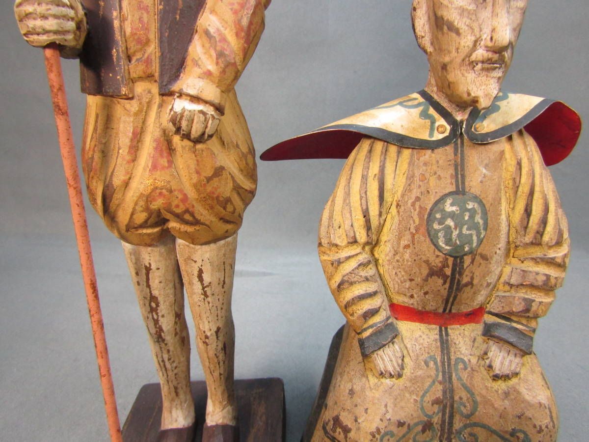 木彫り 人形　2体　28cm/21cm アジア工芸　置物-2