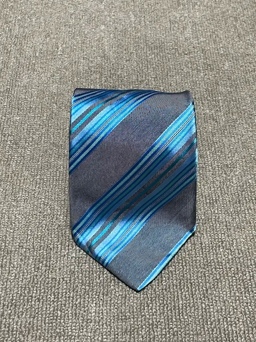 立浪和義監督の現役時代 2000本安打公式記念ストラップ 立浪監督に必要