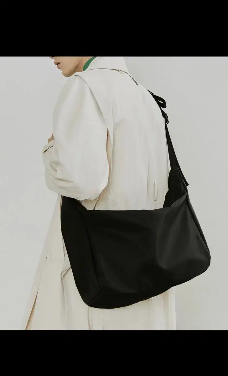 ARCS(アークス)メッセンジャーバッグ