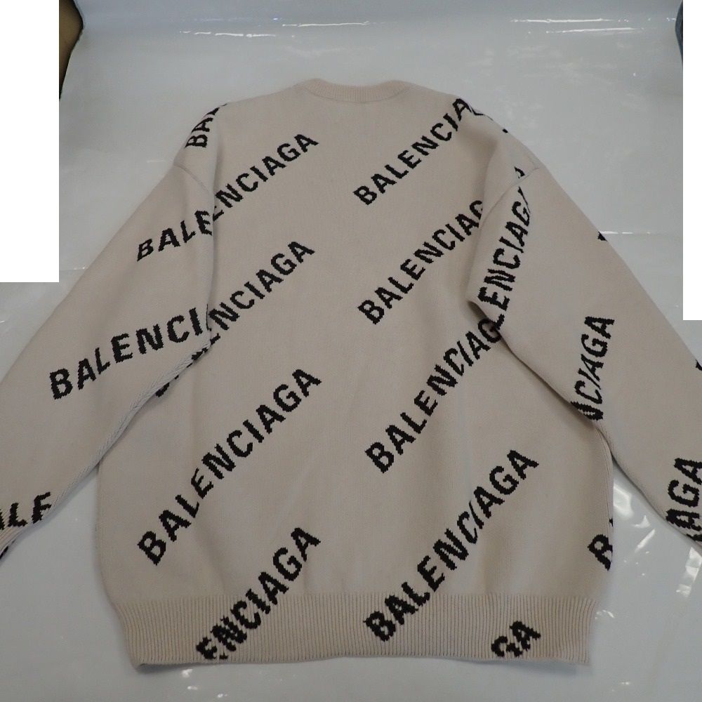 Th979234 バレンシアガ セーター/長袖ニット ロゴ総柄 ホワイト