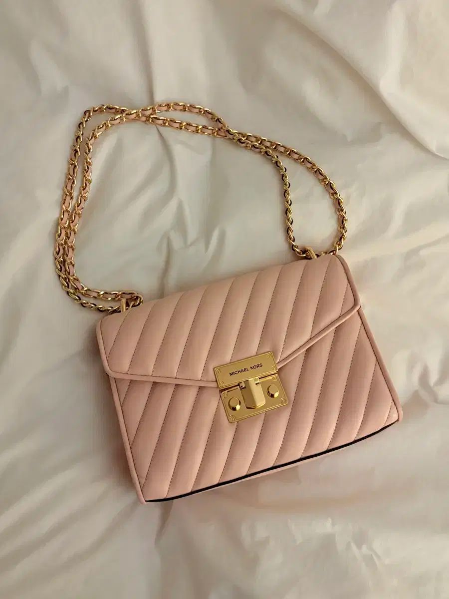MICHAEL KORS マイケル コース チェーンバッグ
