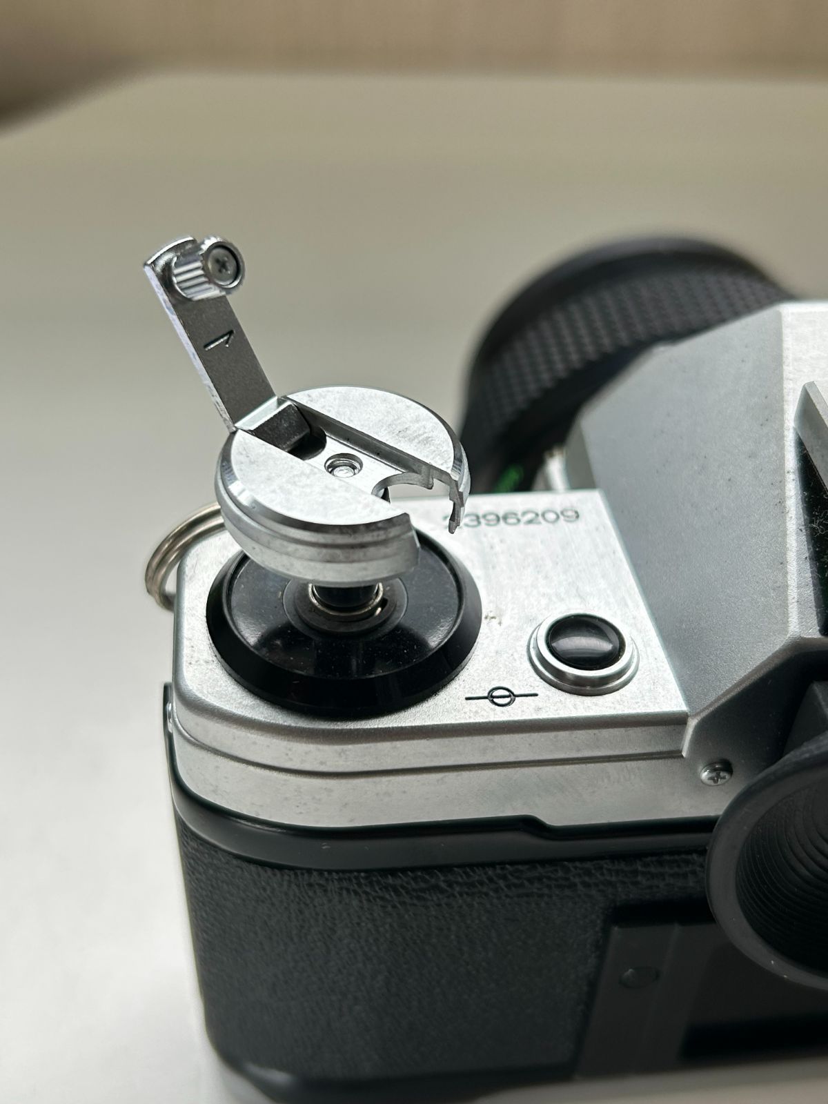 B-57 Canon/キャノン AE-1 一眼レフ フィルムカメラ レンズ付き
