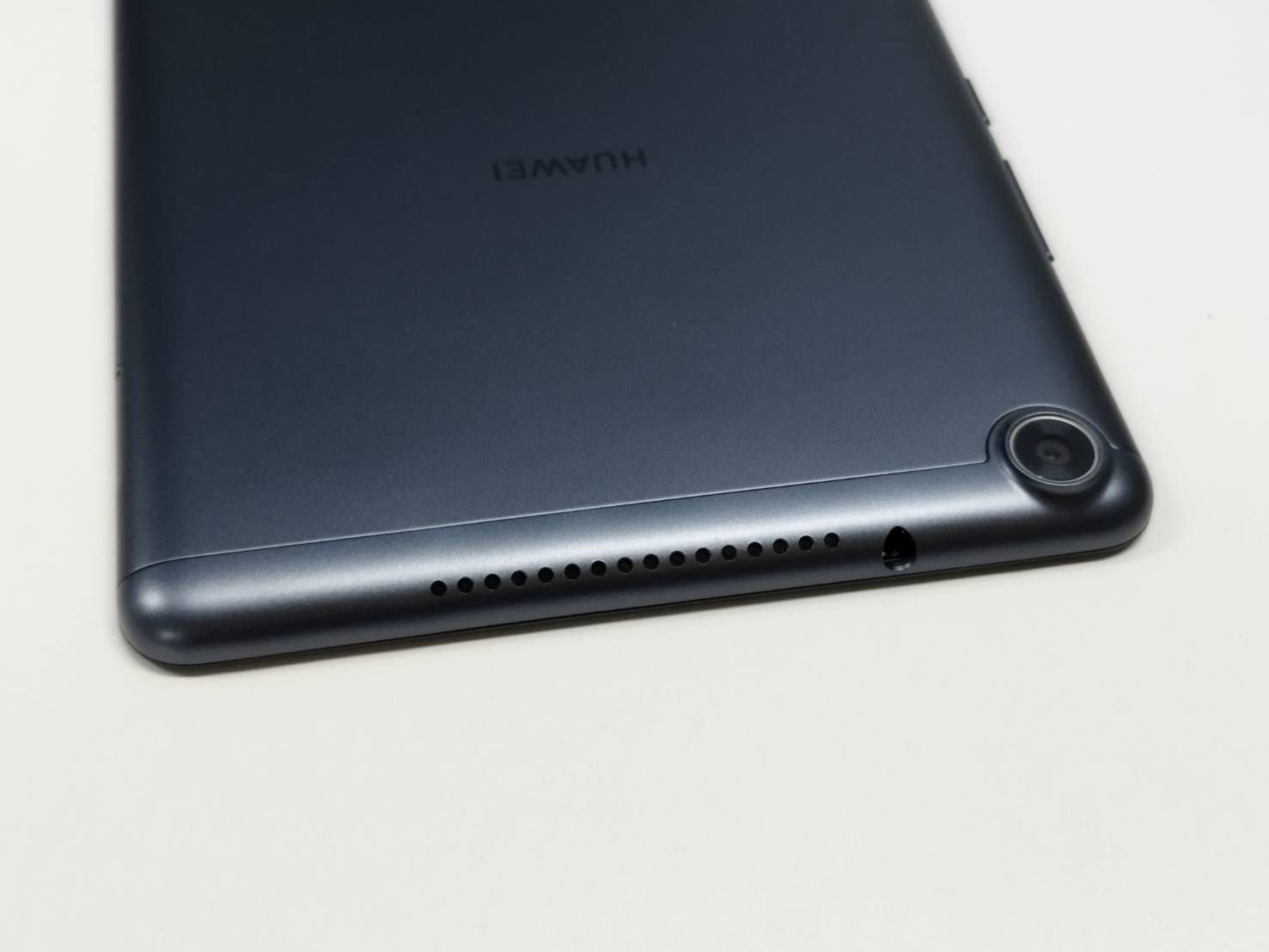 良品】HUAWEI MediaPad M5 lite/JDN2-L09/SIMフリー/64GB/タブレッド