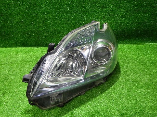 プリウス 左ヘッドライト ハロゲン ZVW30 前期 47-29 ホ トヨタ