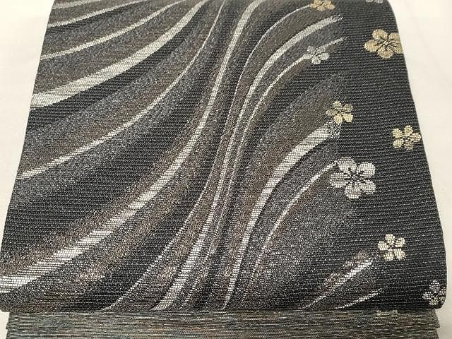 袋帯 正絹 黒地 煌めく 上品な花 六通 U-4395 袋帯 正絹 黒地 煌めく 上品な花 六通 U-4395