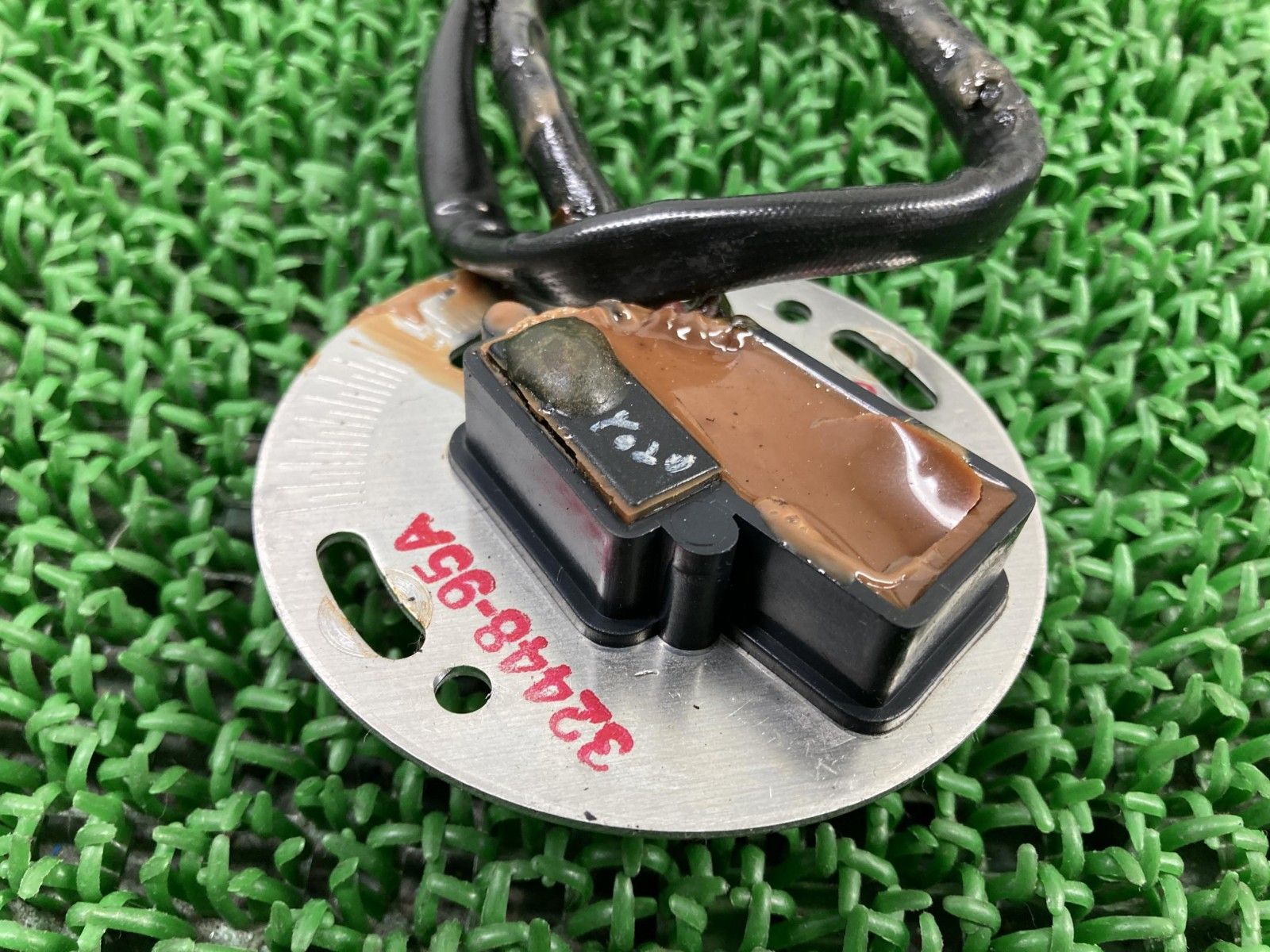 ソフテイル カムポジションセンサー 32448-95A ハーレー 純正 エボEVO