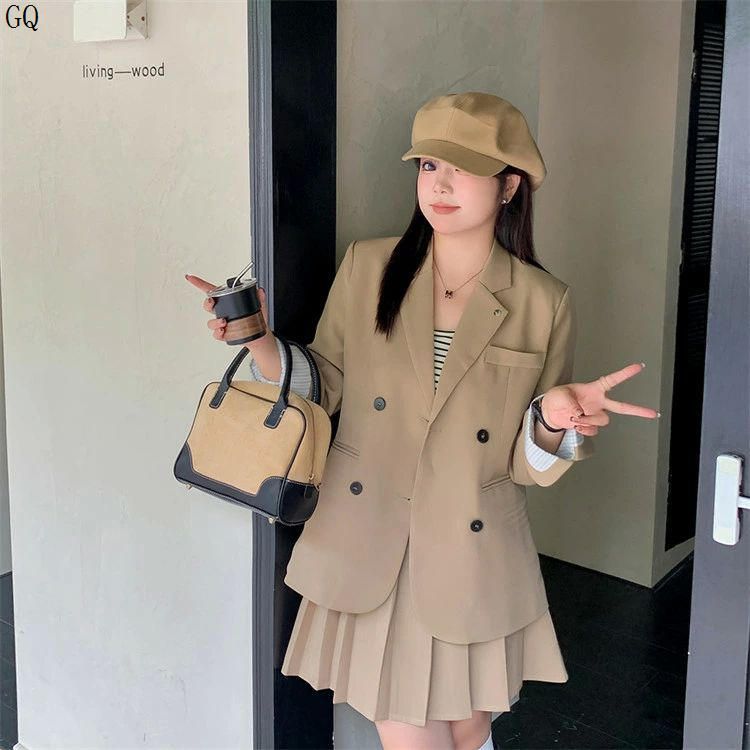 制服