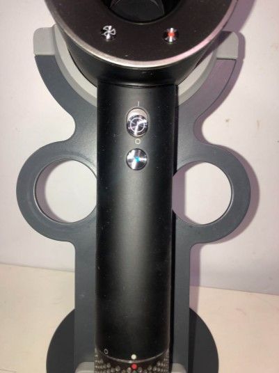 人気商品！ Dyson ヘアドライヤー HD08 ドライヤースタンド ユニバーサルな