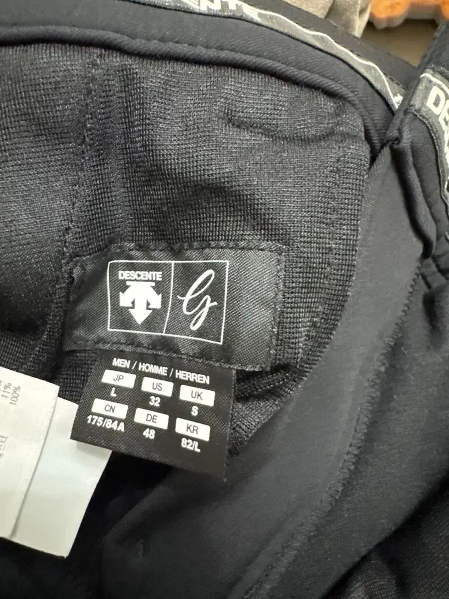 デサントゴルフ ズボン