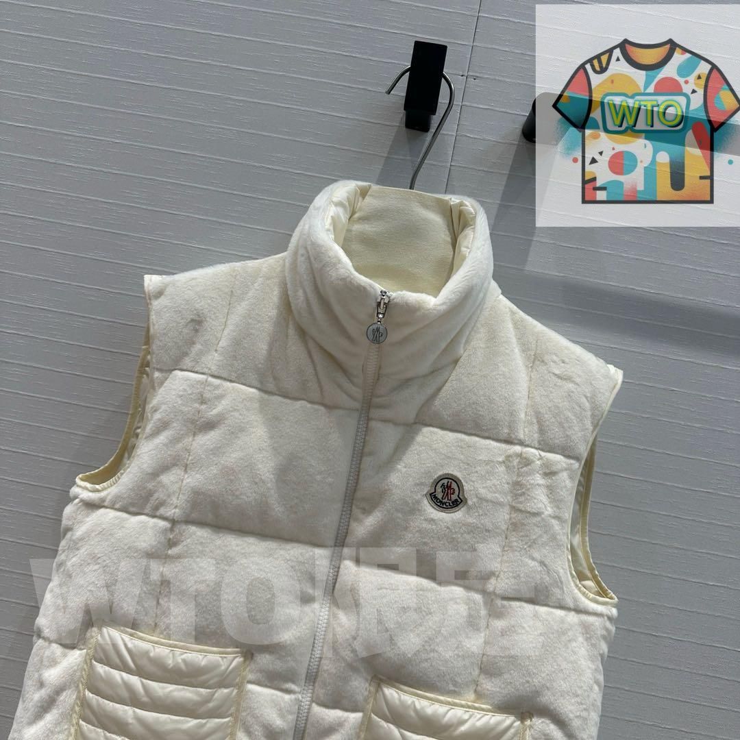 MONCLER フード付きダウンベスト ホワイト MONCLER モンクレール ALITERSE ダウンベスト 1A00022595FK