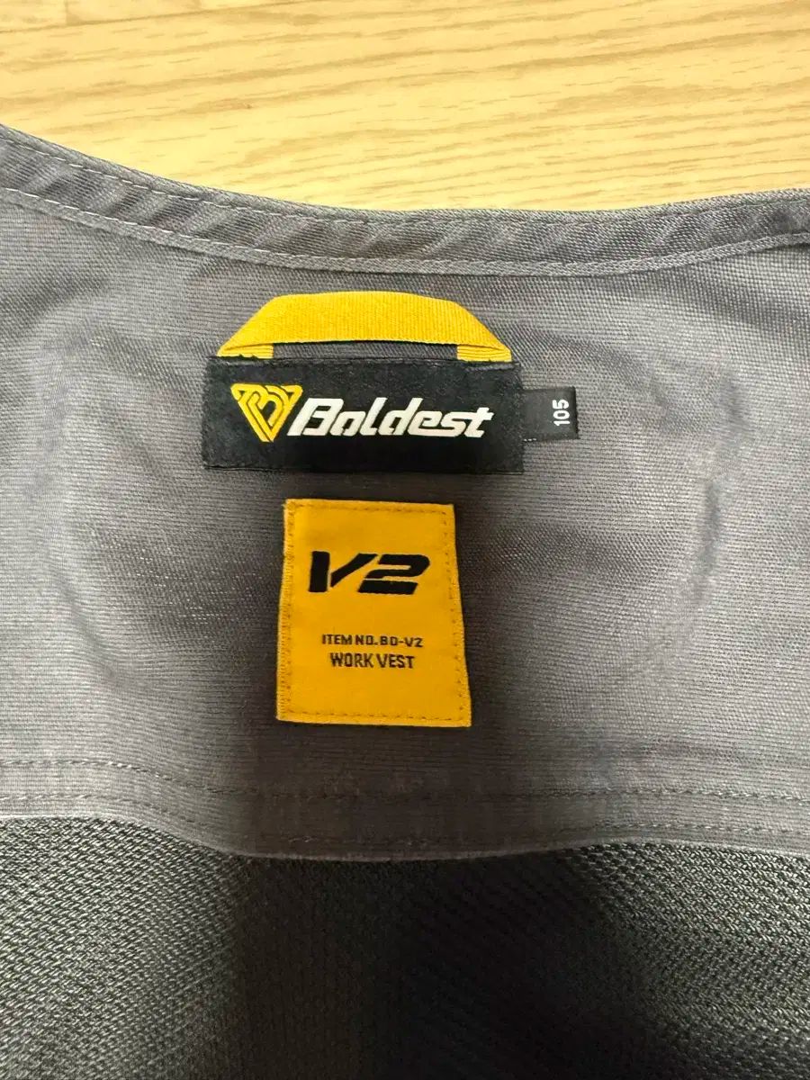 V4