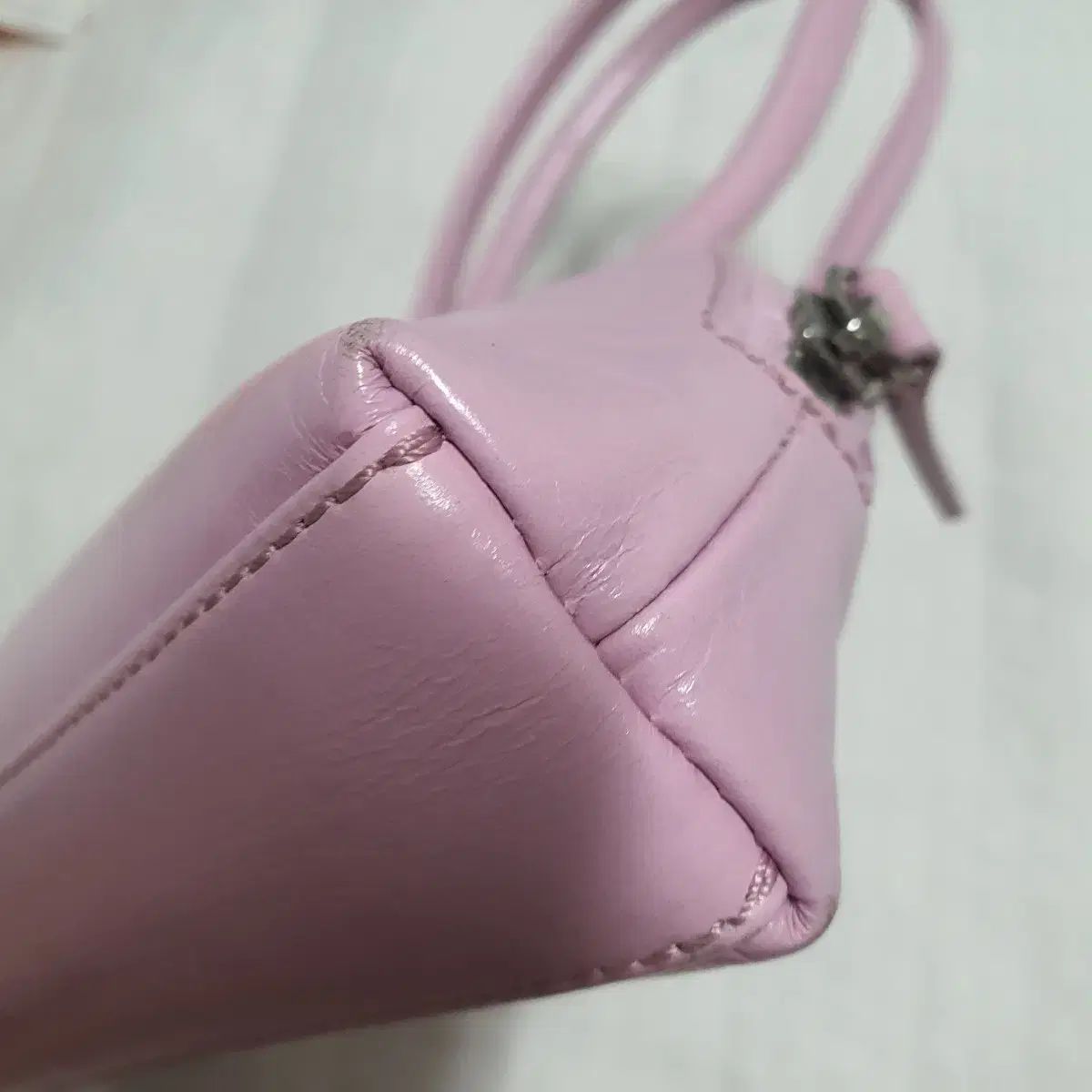 ★MARGESHERWOOD★ ピンク Bessette ショルダーバッグ Designer fashion, Seoul-fully created | W Concept