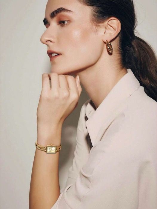 金トーン クォーツ