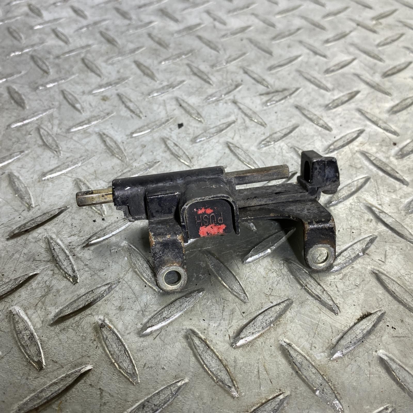KAWASAKI Z400FX/Z400J/Z550FX ヘルメットフック カワサキ [M-250501-70] KAWASAKI Z400FX/Z400J/Z550FX ヘルメットフック カワサキ - メルカリ
