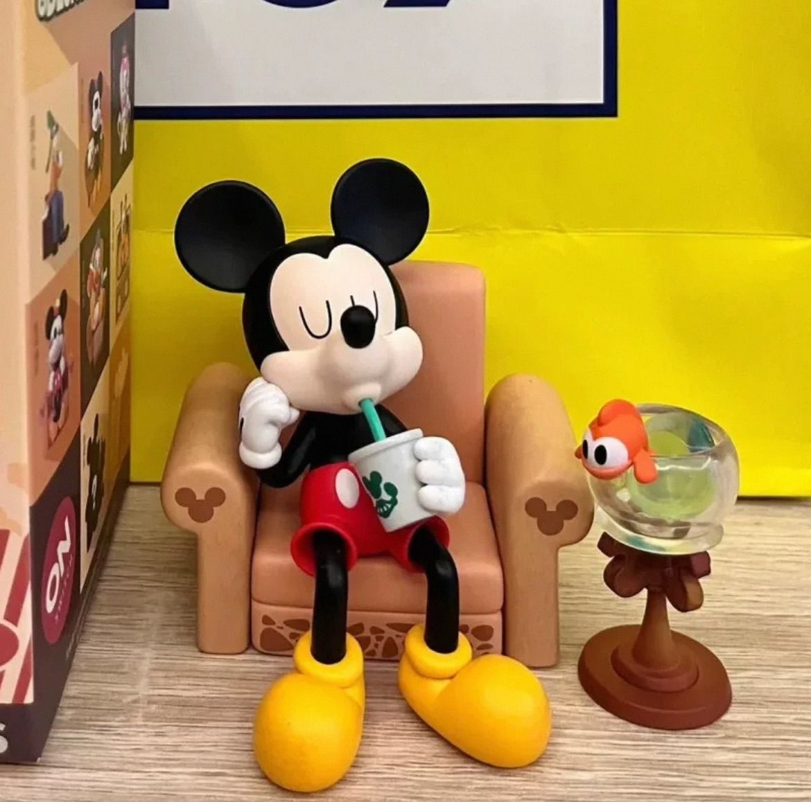 ディズニー 陶器 置物 フィギュアリン