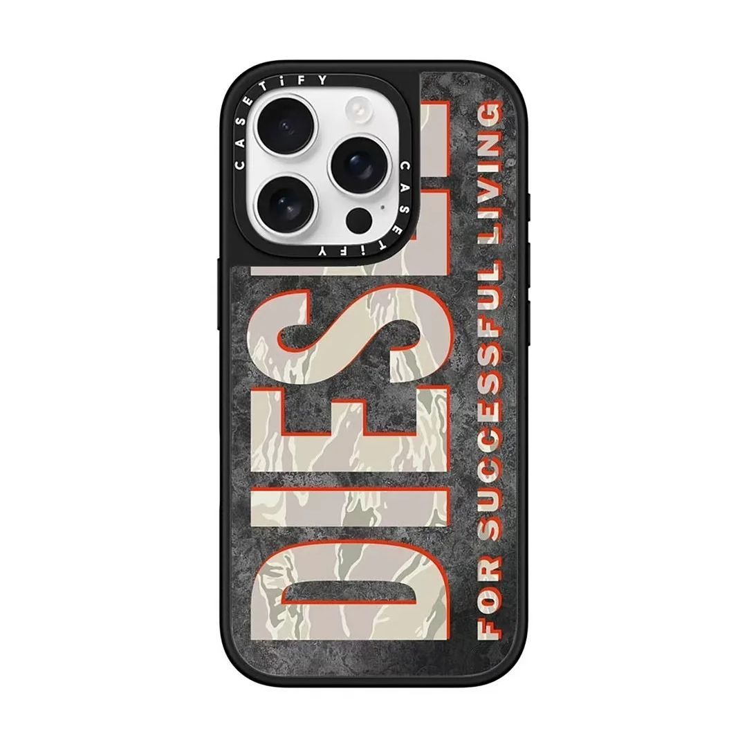 【美品】casetify DIESELコラボ　iPhone16Proケース Diesel x CASETiFY iPhone 16 Pro ケース | ブラック | FARFETCH JP