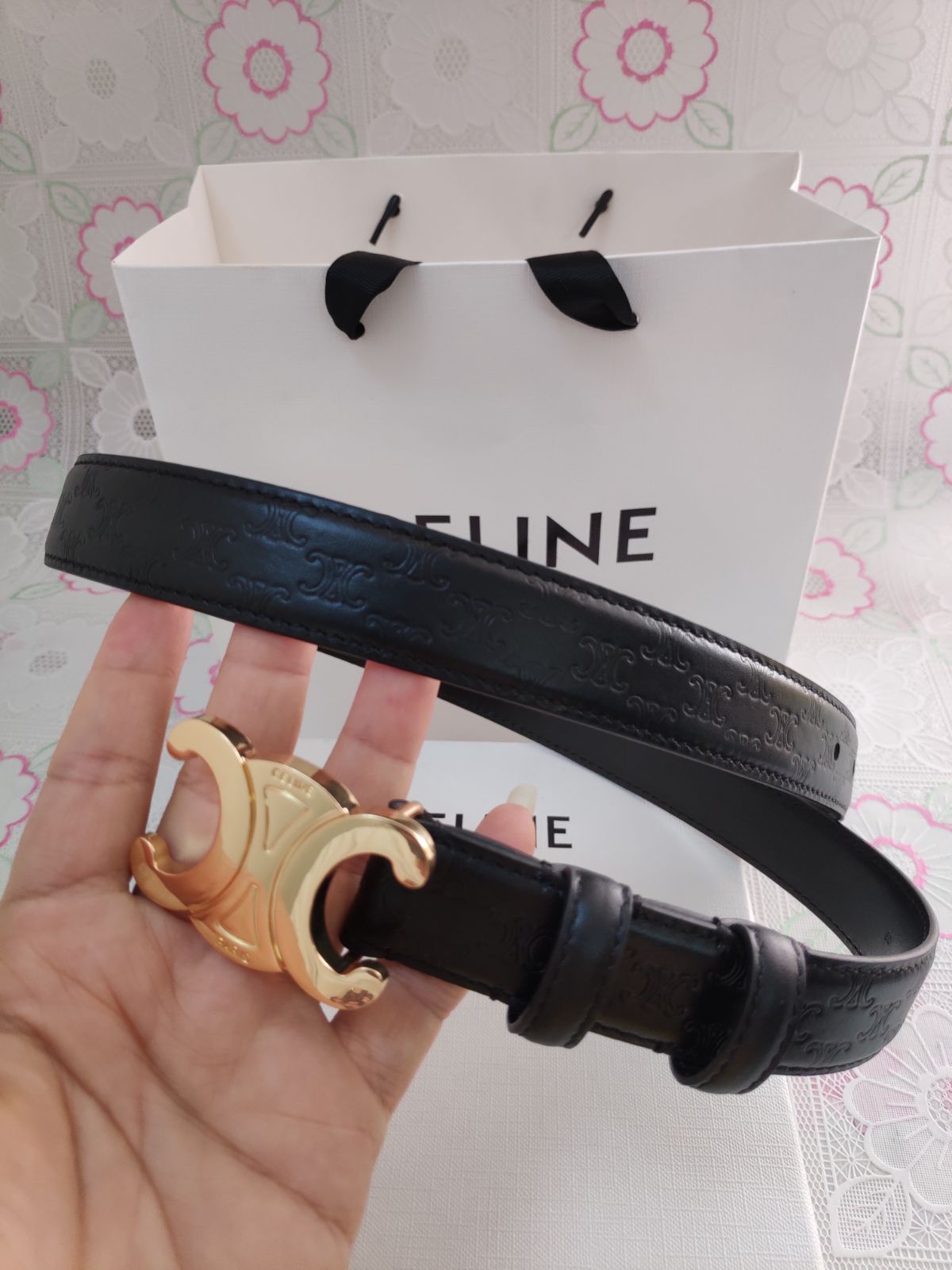 Celine セリーヌ ベルト トリオンフ 金色金具 レザーベルト 黒 男女兼用✜