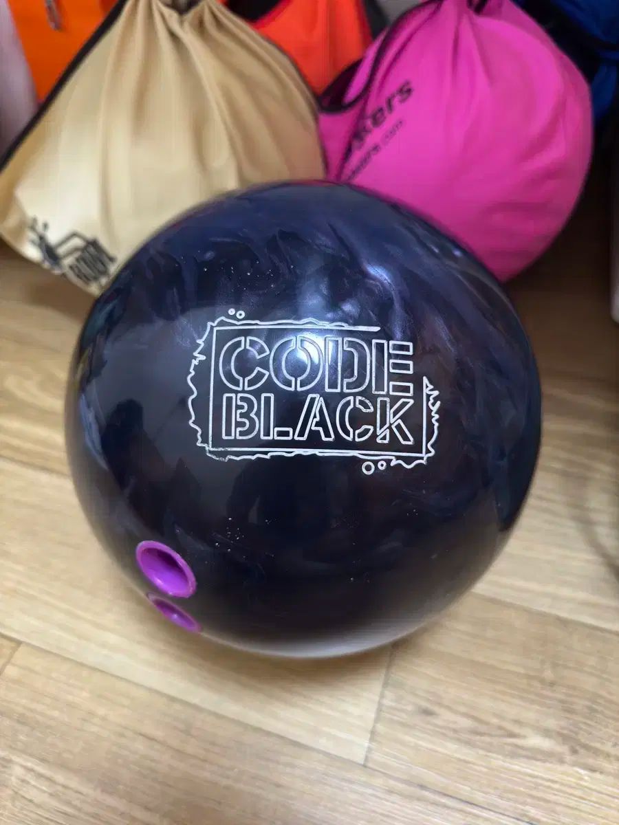 ストーム コードブラック 15 ポンド ボーリング