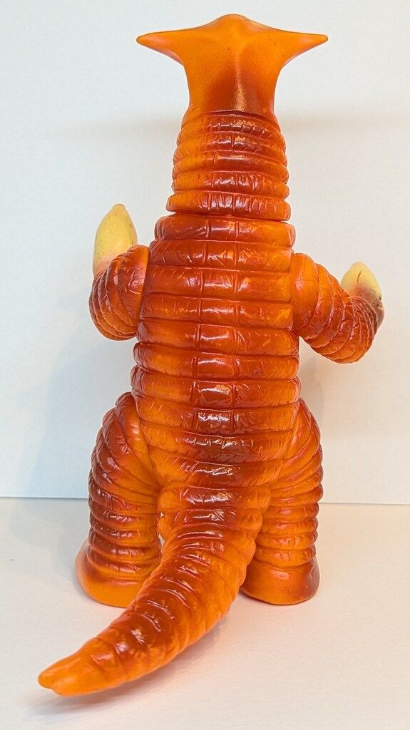 ブルマァク 帰ってきたウルトラマン サドラー オレンジ成型