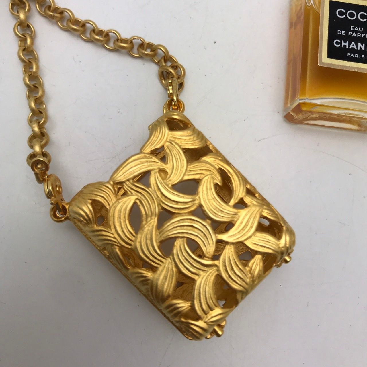 ココシャネル COCO CHANEL 香水 ペンダント ネックレス パヒューム 