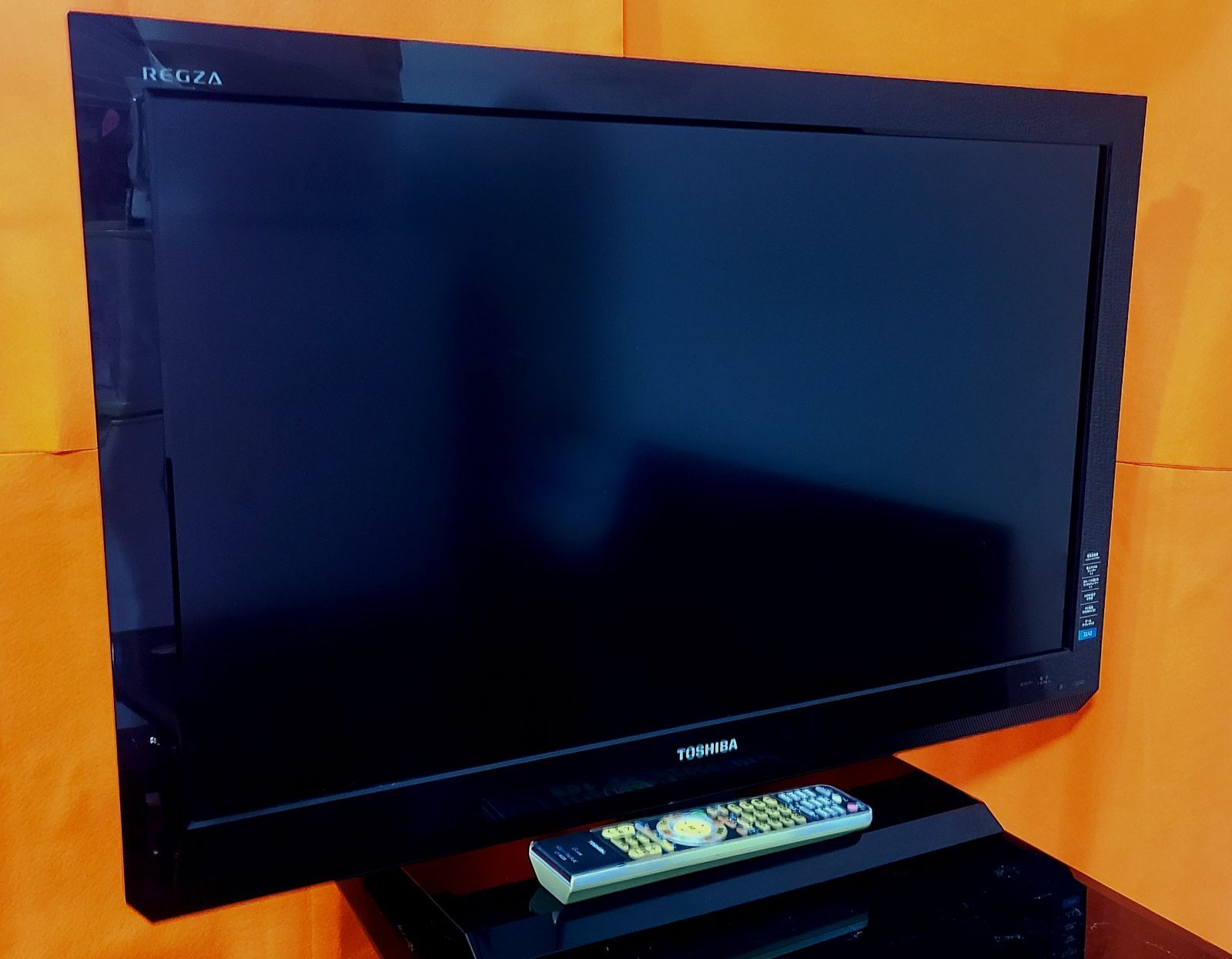 送料込み＊TOSHIBA 32型TV  2023年製＊0808-4 TOSHIBA 東芝 REGZA 32V34 32V型 ハイビジョンLED液晶テレビ : D