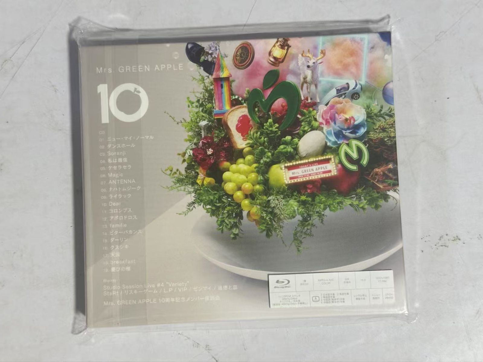 Mrs. GREEN APPLE 「10」初回限定CD &Blu-rayメメル CD/Mrs.GREEN APPLE/10 (CD+Blu-ray) (初回限定盤) - メルカリ