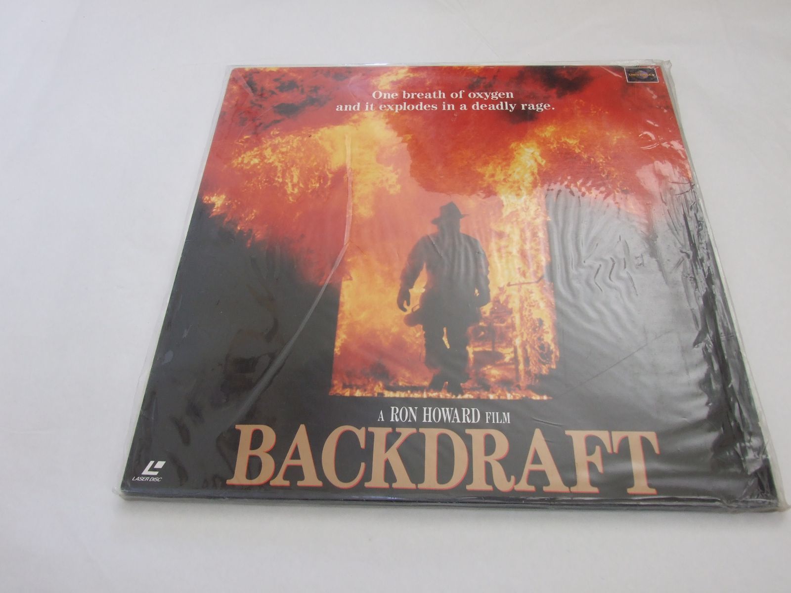 バックドラフト　レーザーディスク　映画 Amazon.co.jp: Backdraft [Laser Disc] : Russell, Baldwin, Leigh