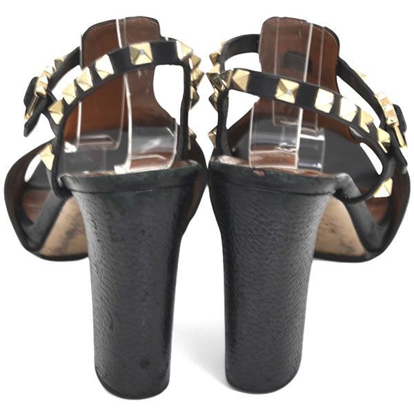 新品同様 VALENTINO ロックスタッズサンダル 38.5 VALENTINO】 ロックスタッズ カーフスキン スライドサンダル