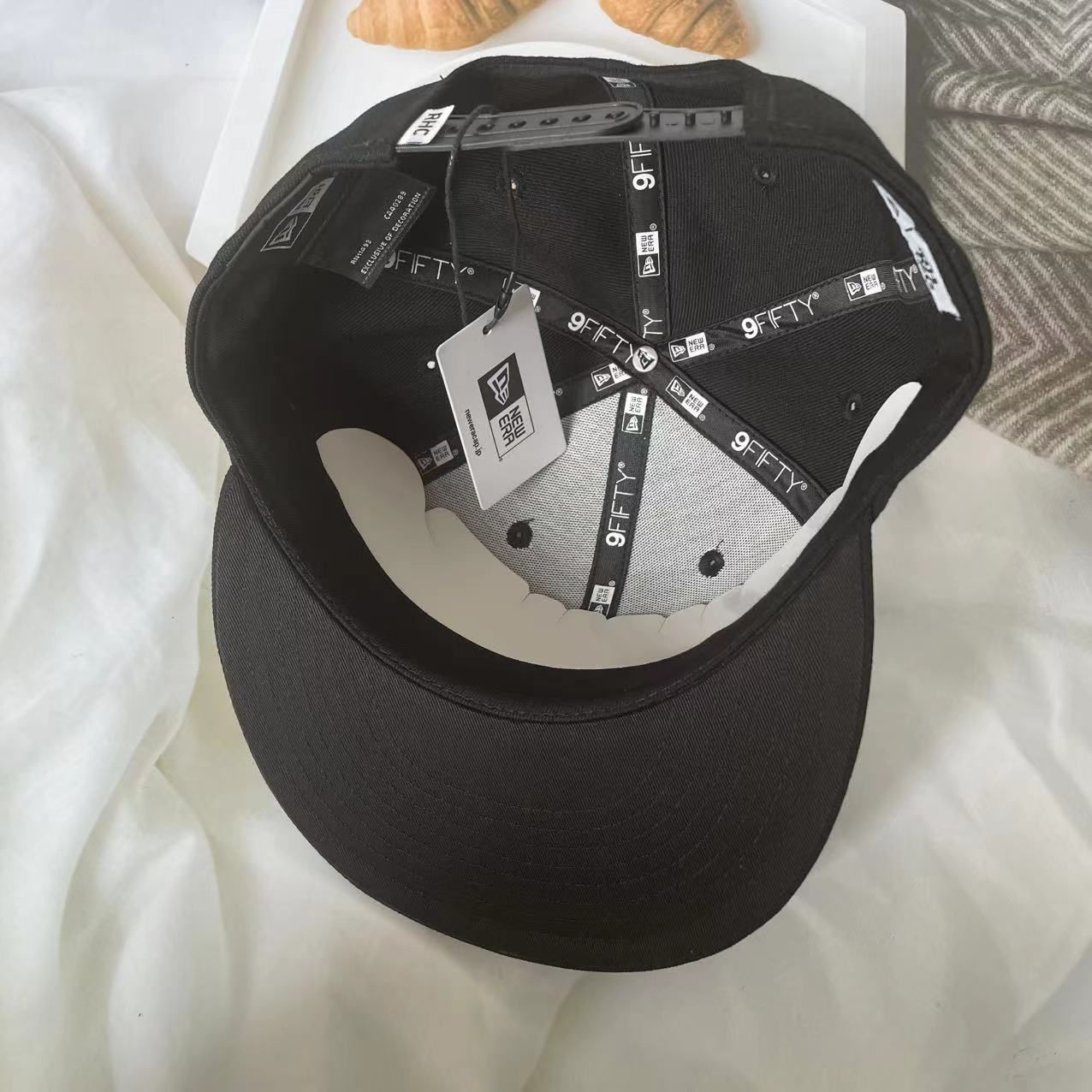 新品 NEW ERA for RHC Logo Cap BLACK - メルカリ