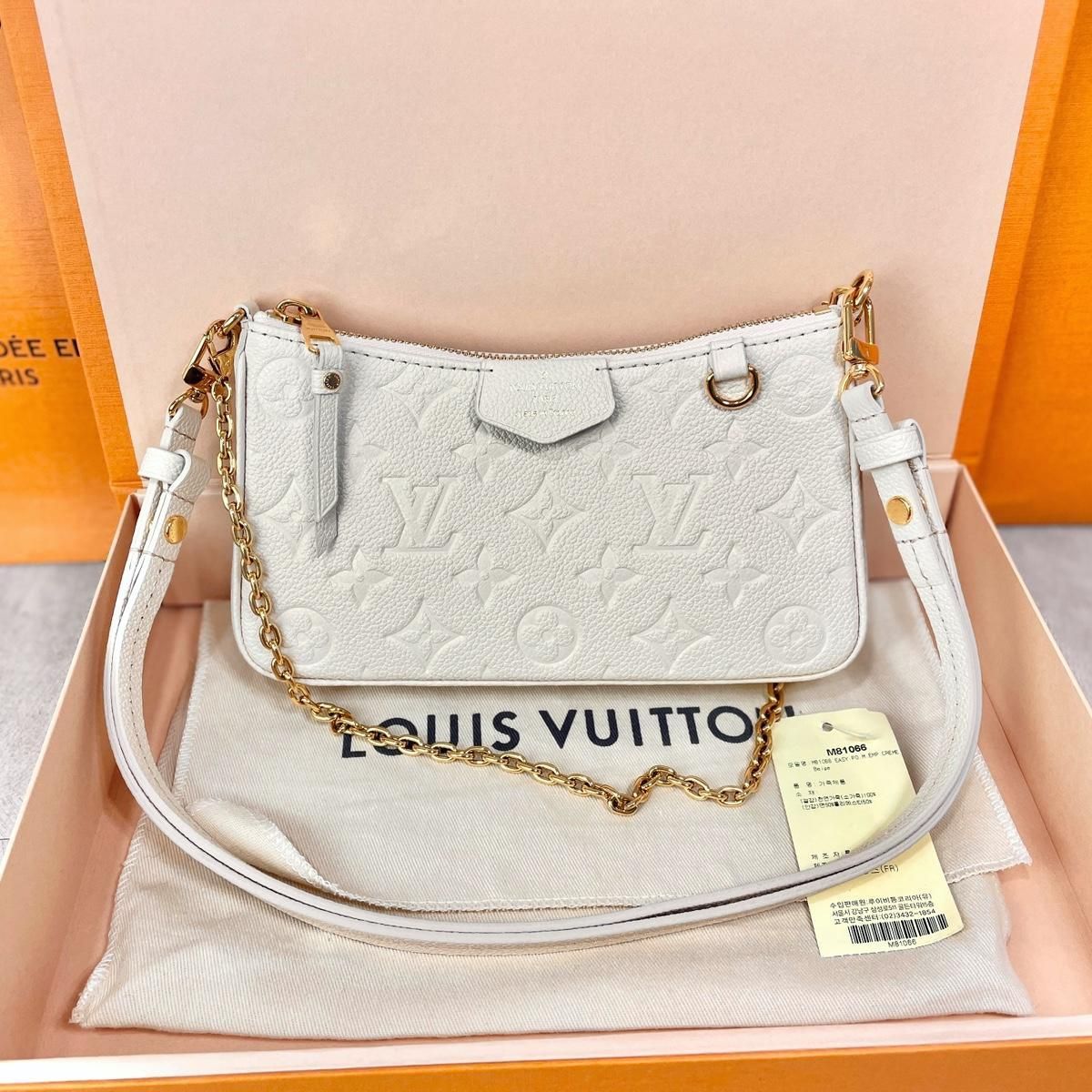 【極美品】サンローラン ウエストバッグ 　NUXX カサンドラ キルティング 極美品】サンローラン ウエストバッグ NUXX カサンドラ キルティング