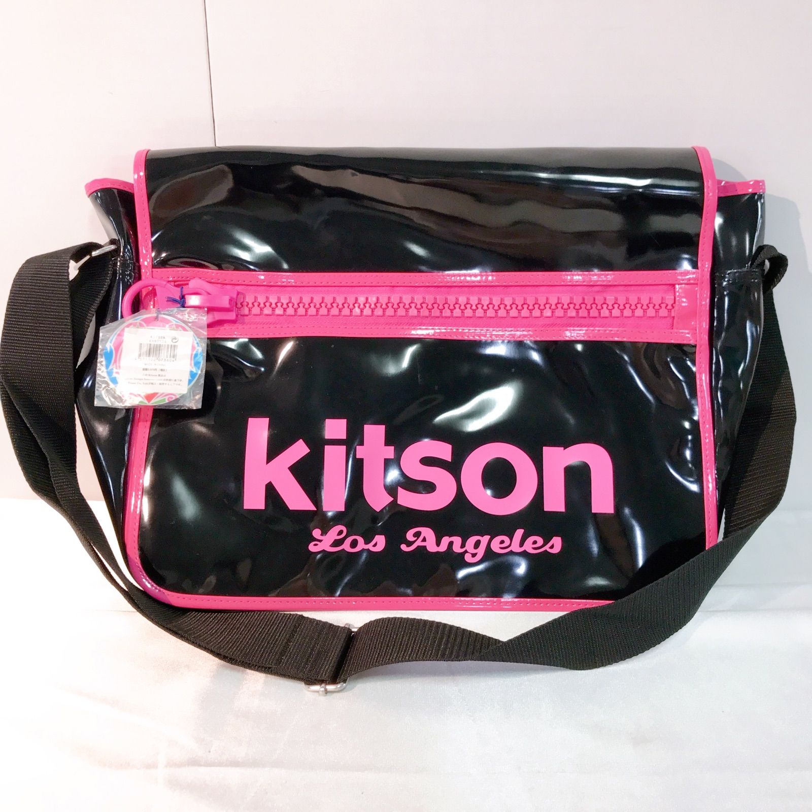 未使用品】Kitson キットソン エナメル ショルダーバッグ ブラック