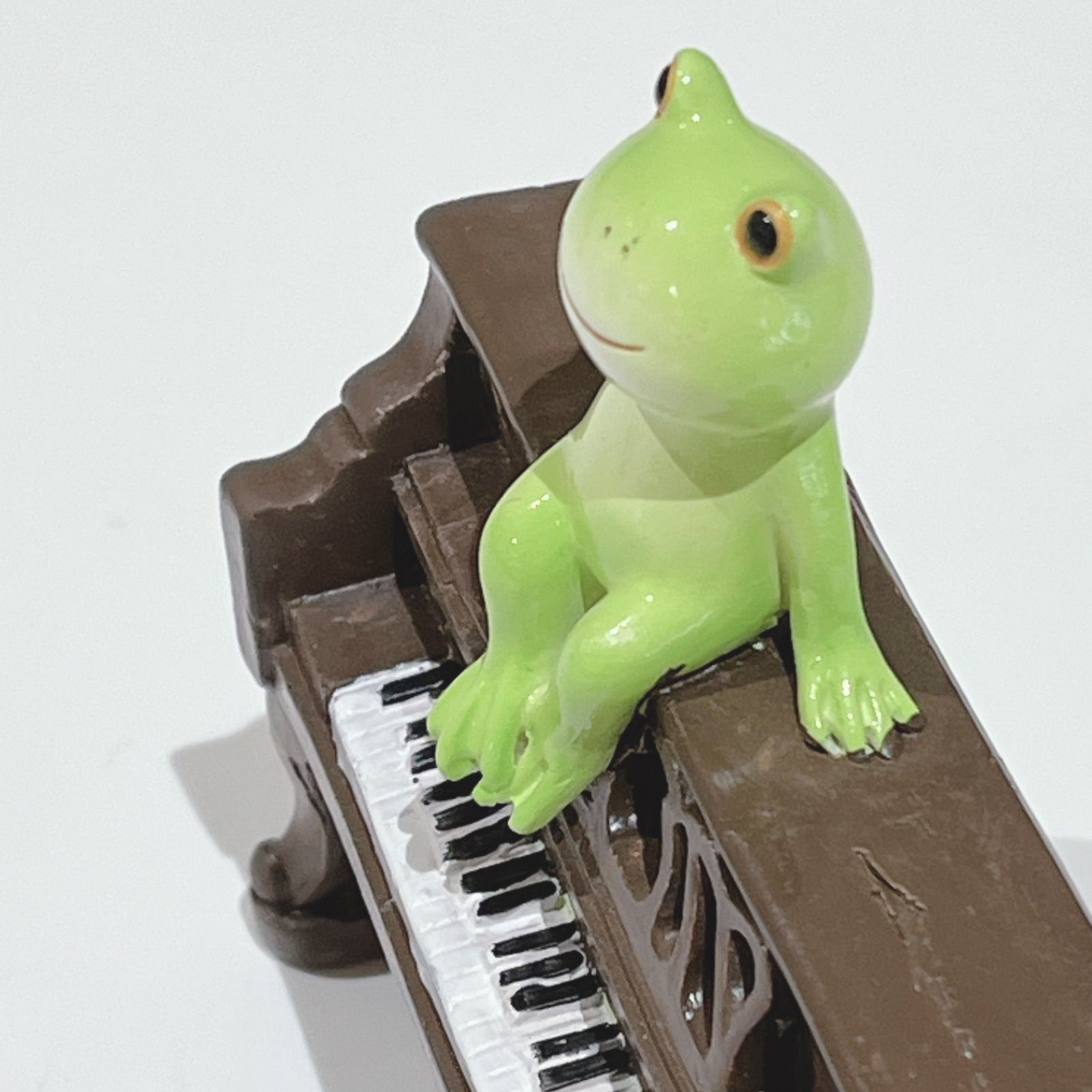 カエルとピアノ