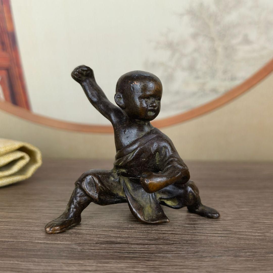 最も優遇の 銅細工 カンフー坊主置物 装飾品 工芸品 美術品 - メルカリ 工芸品