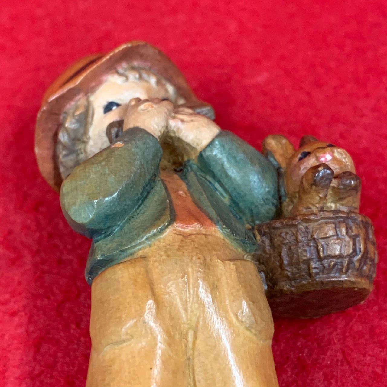 アンリ人形 木彫り フェリー・ウォルフ Spring Arrival 8.5cm Anri