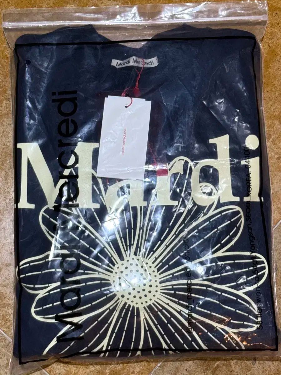 マルディメクルディ スウェット ネイビー クリーム