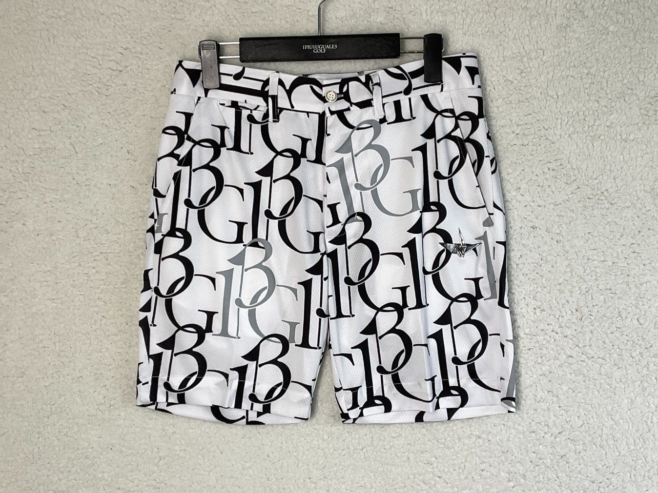 113 スポーツ 【未使用】1piu1uguale3 GOLF ミックスロゴショーツ サイズ3