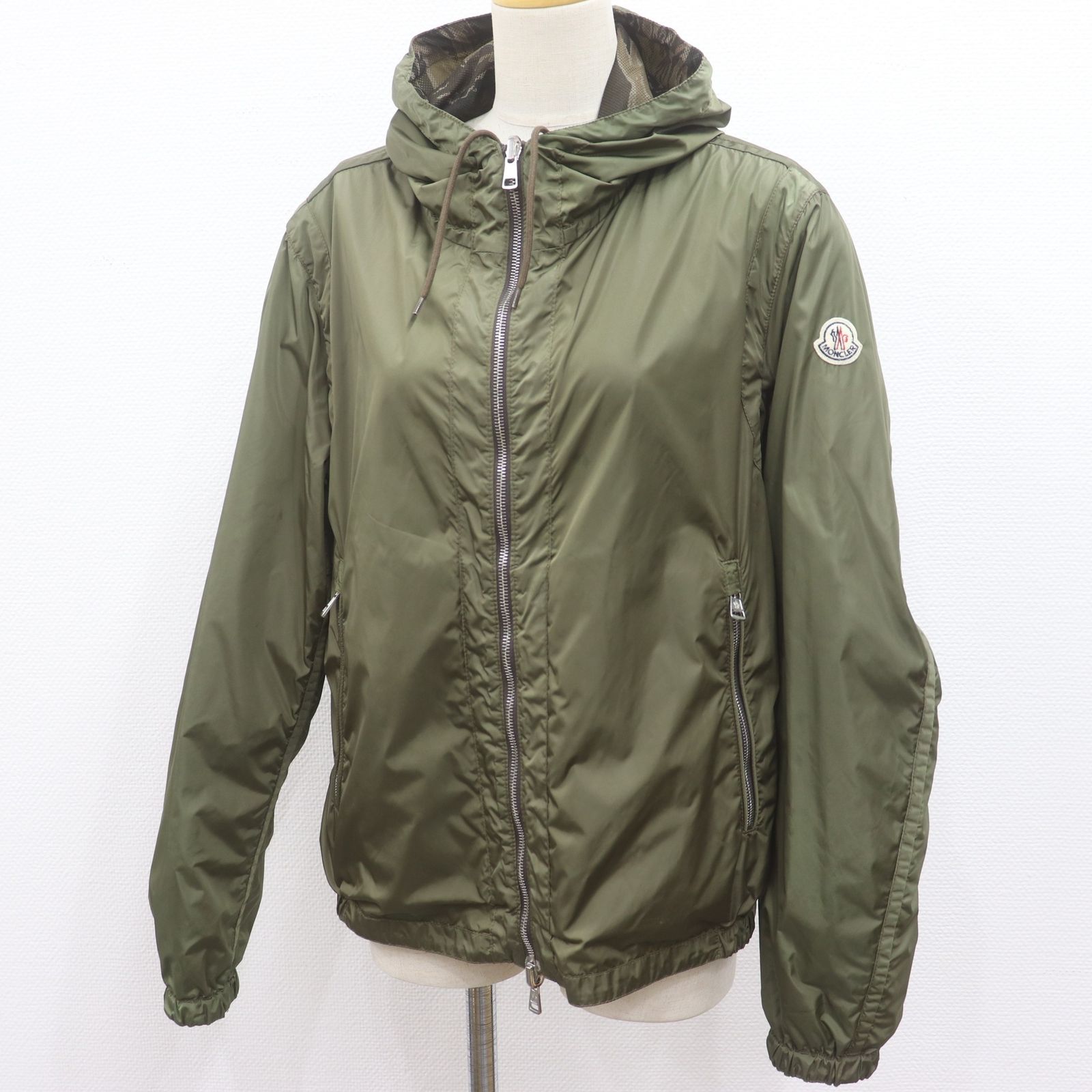 ITZE9OSETBW6 国内正規品 モンクレール GOBERT ナイロンジャケット 